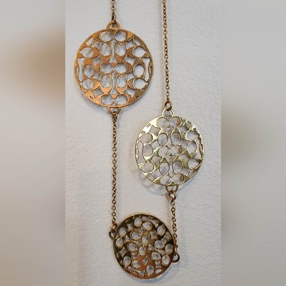 Coach Signature Gold Filigree Necklace - Picture 4 of 7